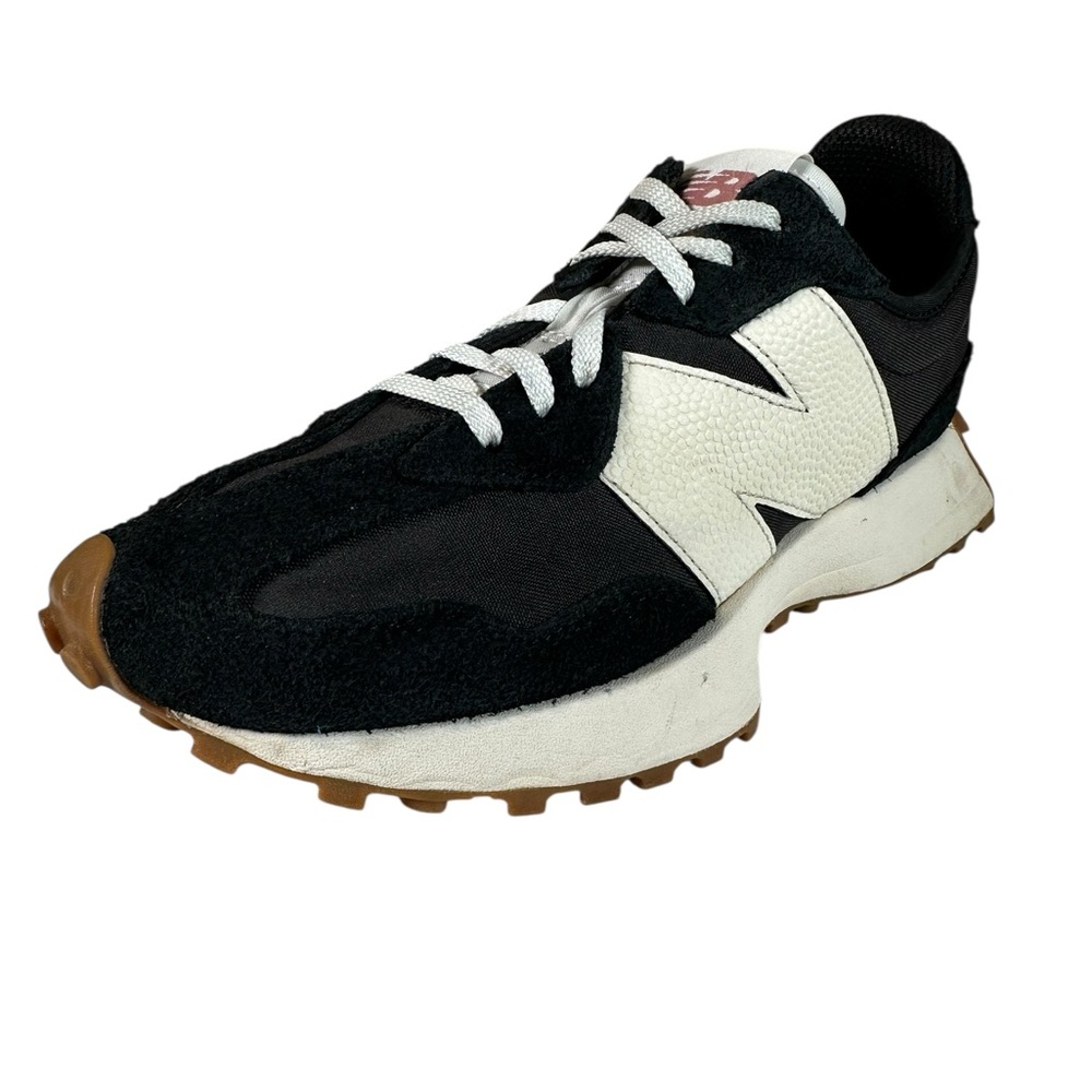 New Balance 327 Women's Athletic Shoes in Black, White - Picture 6 of 15